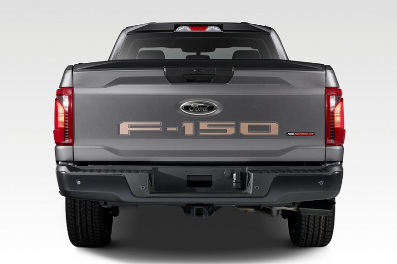 Ford F-150 FP700S: наследник легендарного Ford F-150 SVT Lightning с компрессорным V8