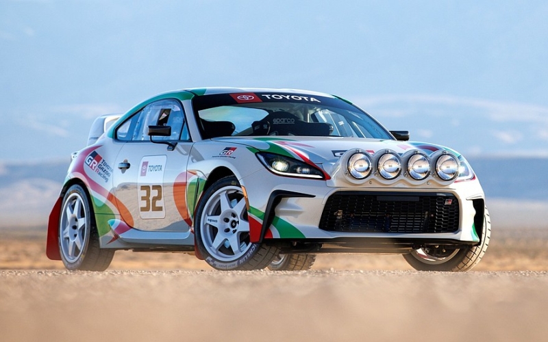 Призрак Toyota Celica GT-Four вселился в купе Toyota GR86 вместе с полным приводом