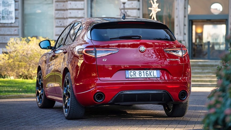 Alfa Romeo показала тизер будущей новинки, вероятно, это следующий Stelvio