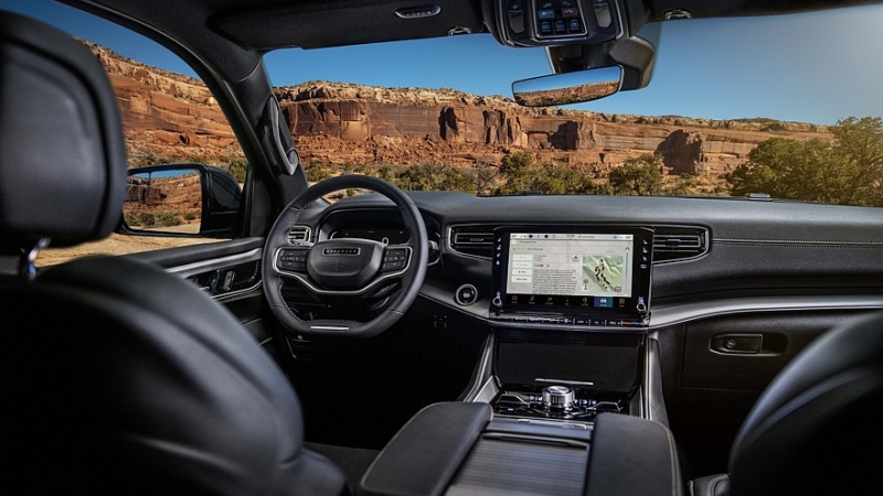 Jeep Wagoneer получил приключенческую версию Overland на фоне падения продаж