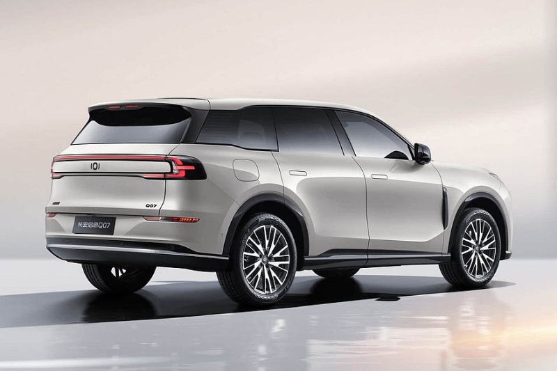 Кроссовер Changan Qiyuan Q07 доступен к заказу: богатые комплектации и два варианта начинки